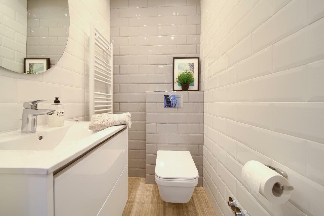 Holiday Home Elegant Vrh  エクステリア 写真