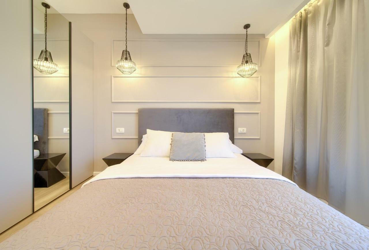 Holiday Home Elegant Vrh  エクステリア 写真